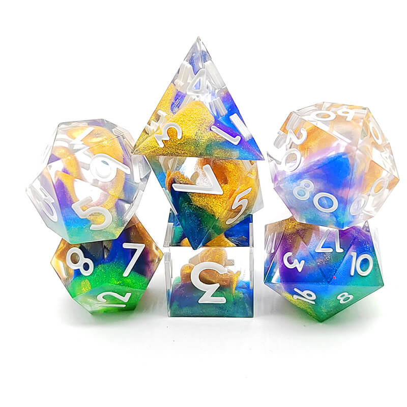 Resin dice (color mix) (4)